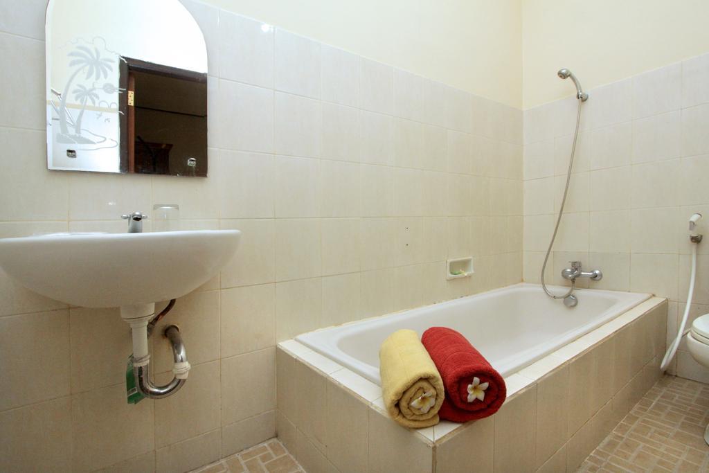 Green Villas Hotel And Spa Кута Экстерьер фото