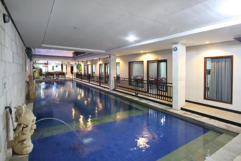 Green Villas Hotel And Spa Кута Экстерьер фото